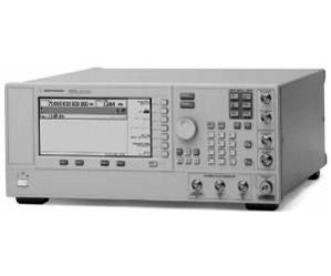 E8257D-567 - Agilent HP Signal Generators
