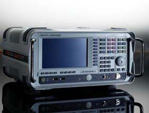 3251 - Aeroflex Spectrum Analyzers