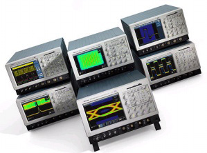 TDS7254B - Tektronix Digital Oscilloscopes