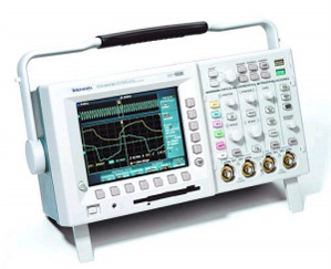 TDS3052B - Tektronix Digital Oscilloscopes